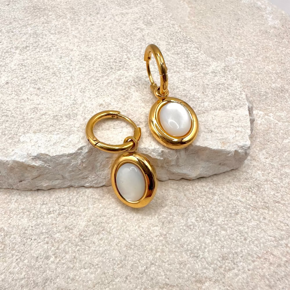 Jacqui Earrings and Necklace Set