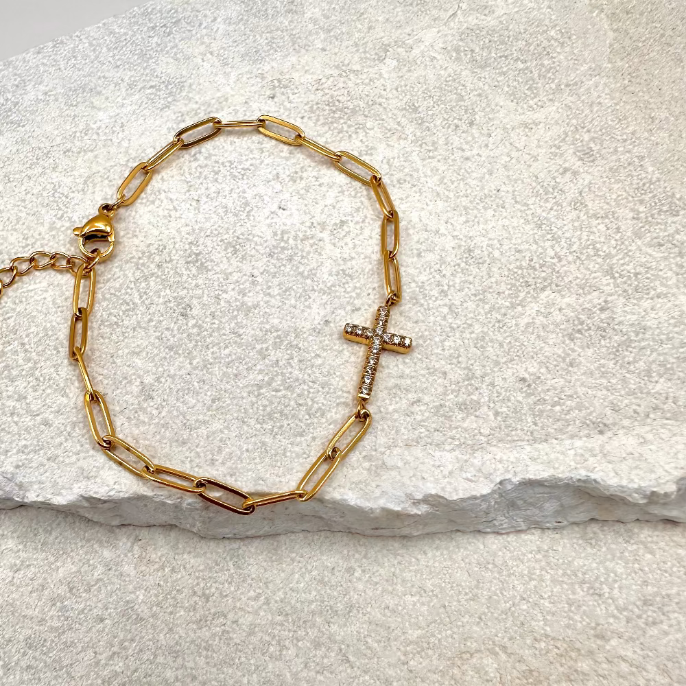 Sara Cross Bracelet
